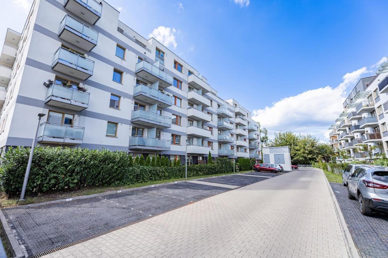 Fajny Apartament Z Parkingiem, Obok Metra. Warschau Exterior foto
