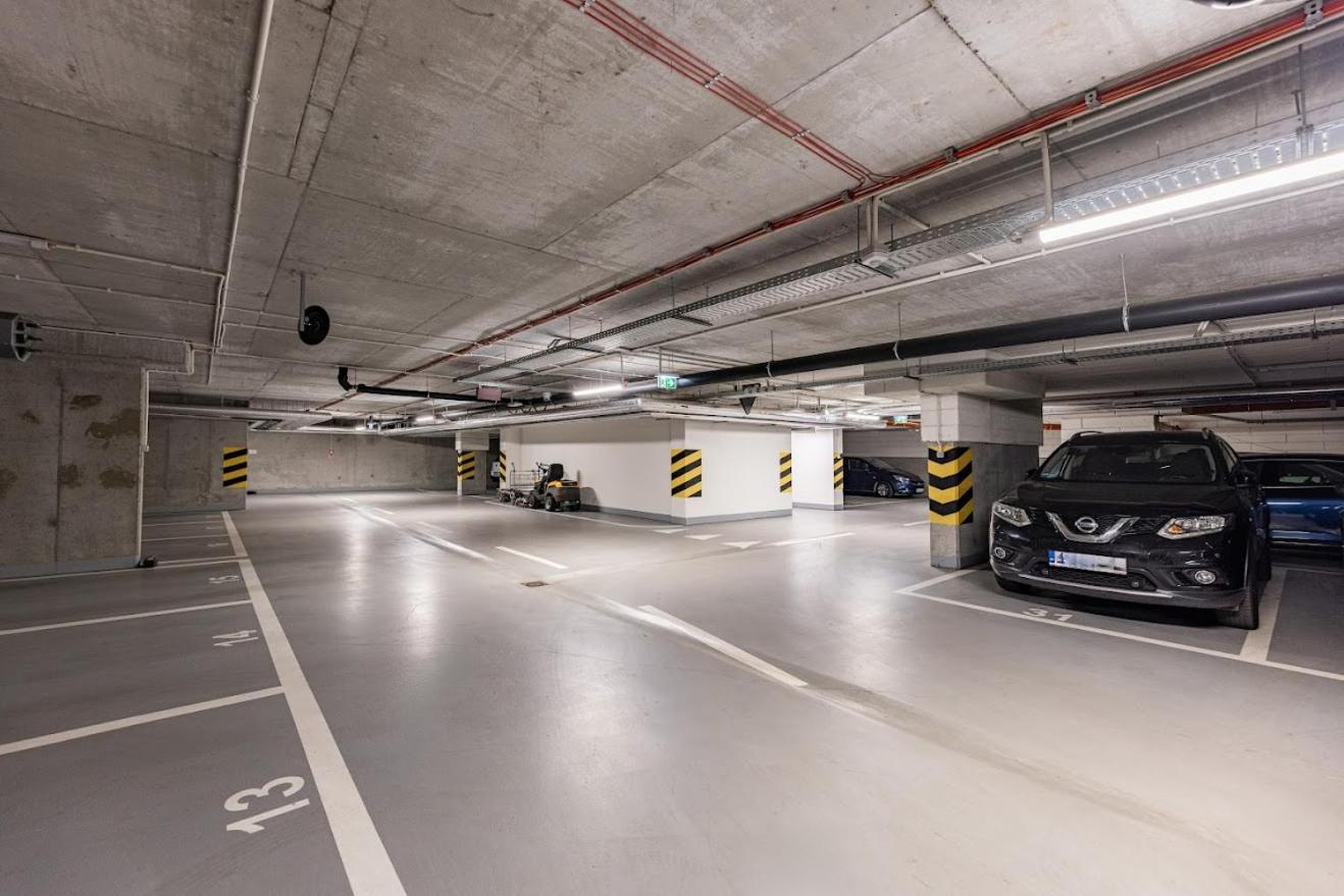 Fajny Apartament Z Parkingiem, Obok Metra. Warschau Exterior foto
